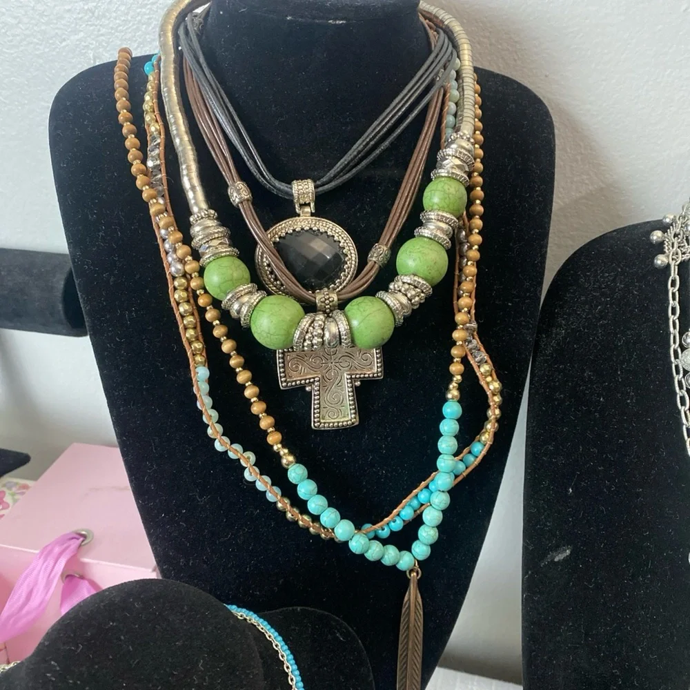 Turquoise and Silver Statement Necklaces, southwestern style jewelry lot - Picture 6 of 16